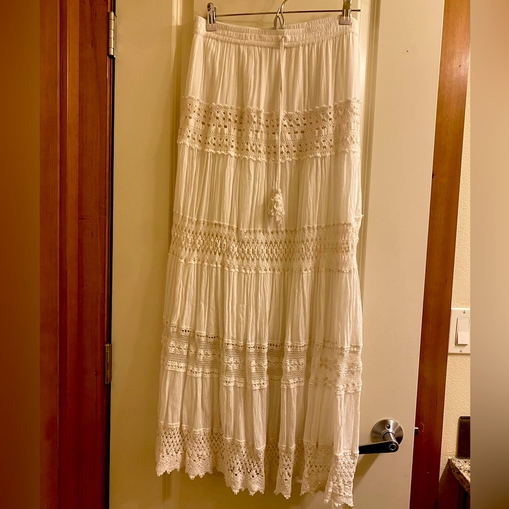 White Y2K Crochet Lace Tiered Boho Maxi Skirt